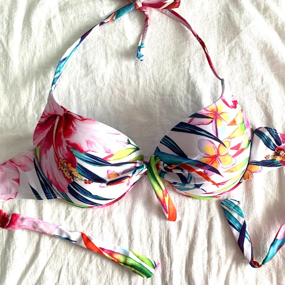 New Bikini Top Size XL Push Up